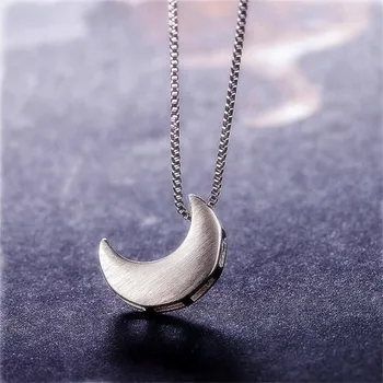 

New Simple Fashion Jewelry Beautiful 925 Sterling Silver Brushed Crescent Moon Exquisite Gift Women Pendant Necklaces N47