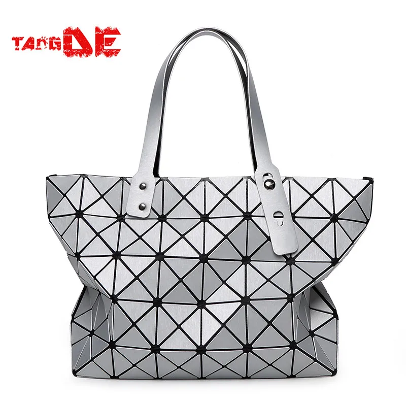 

FASHION DIAMOND LATTICE BAOBAO GEOMETRIC LEATHER CASUAL ROCK BASIC WOMEN TOTE BAG 32*12*26CM