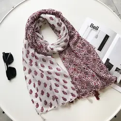 Новинка 2019 года для женщин маленький цветочный принт кисточкой шарфы для шаль маленький цветочный шарф с бахромой хиджаб шарф оптовая