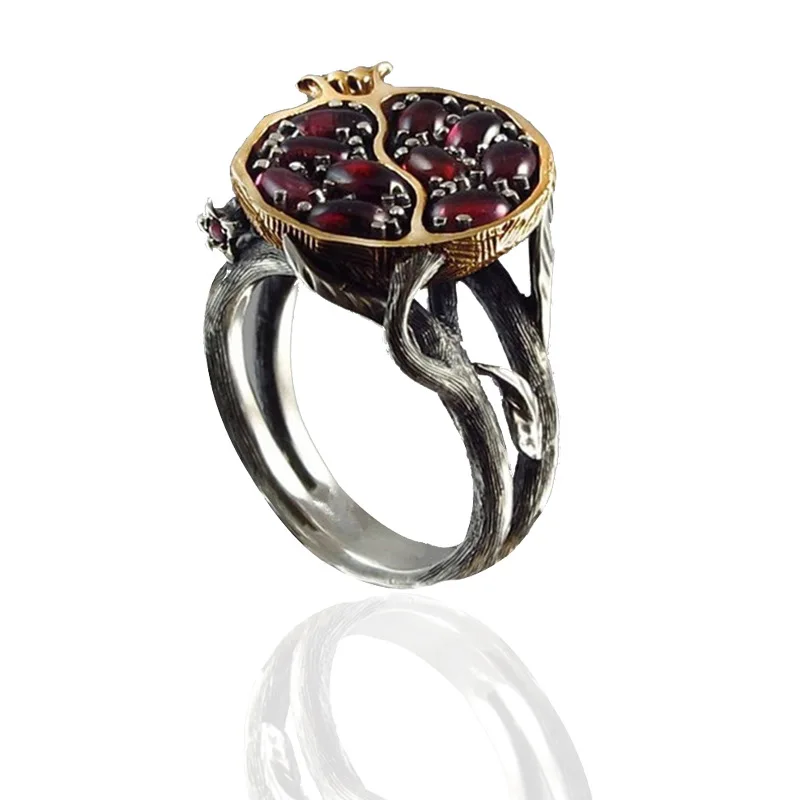 

Vintage Round Gold Color Natural Red Garnet Ring Crystal Rhinestone Stone Leaf Pomegranate Jewelry Rings for Women
