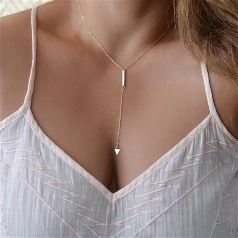 

European New Fashion Jewelry Choker Necklace Simple Metal Bar Triangular Necklace Cute Short Statement Necklace For Women