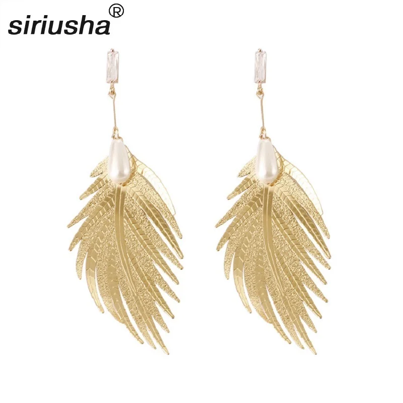 

Metal feather earrings pearl net red temperament simple long fashion pendant personality wild earrings female Y811