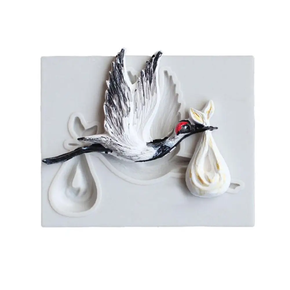 

Baking Tool Flying Bird Delivery Silicone Cake Mold Cookie Fondant Decor DIY Baking Tool