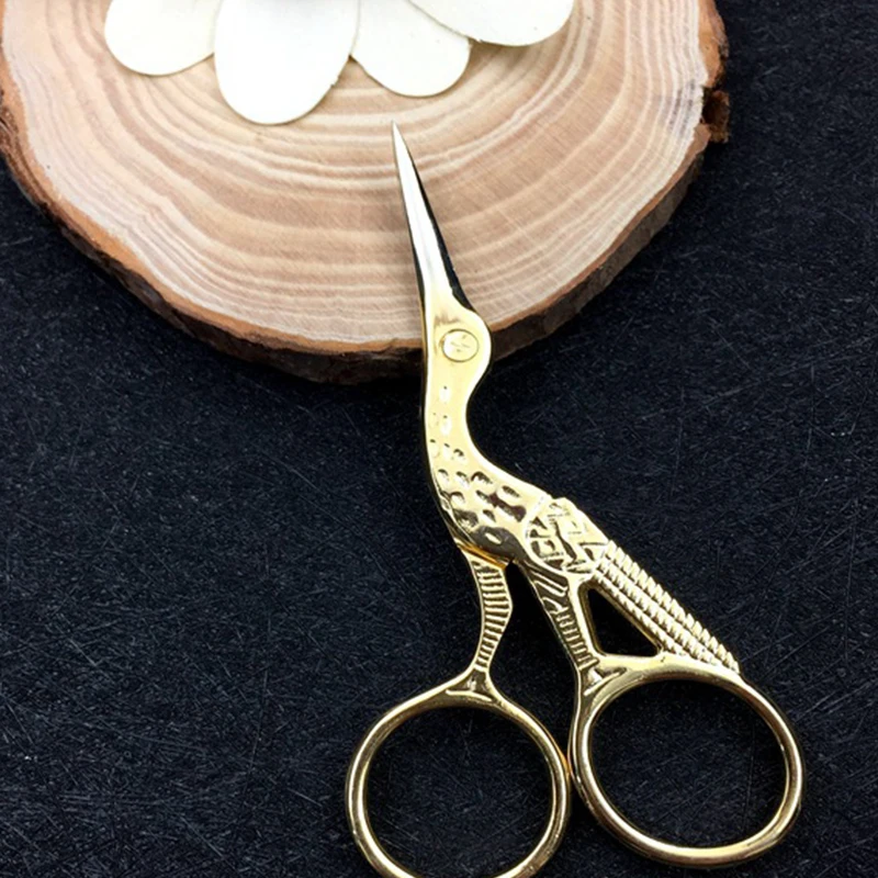 Stainless Steel Little Bird Eyebrow Trimmer Scissors Hair Removal Grooming Shaping Shaver Eye Brow Eyelash Trimmer for Women