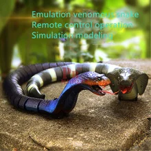 Интересные Электронные Pet инфракрасный пульт дистанционного управления большой Cobra животных моделирования реалистичных действий Хитрый игрушки для взрослых Хэллоуин GI
