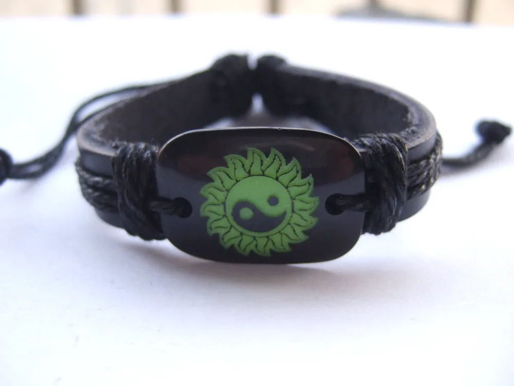 

12 x Black Leather Yin Ying Yang Sun Sign Charm Ethnic Hemp Wristband Bracelet adjustable