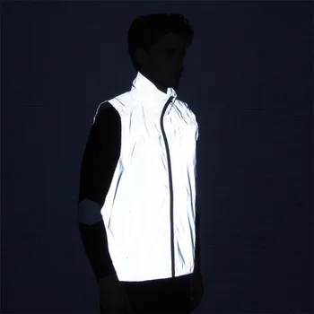 

Men Tank Tops Casual Hip-Hop Windbreaker Reflective Tops Tide Brand Men And Women Lovers Coat Hooded Fluorescent Clothing