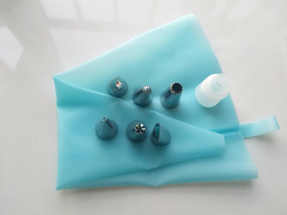 Cake Decorating Supplies BakingTools,6 stainless steel converter mouth and silica gel pastry bag