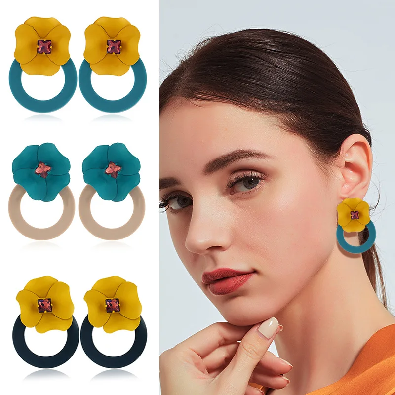 

Vintage Flower Earring 3 Color statement Stud Earring Fashion Vintage Ethnic boho Flower Studing Earring For Women Jewelry