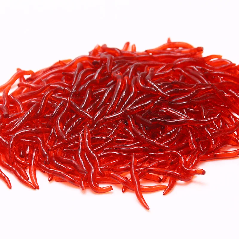 

100pcs/Package Simulation Red Worm 3.5cm Fake Fishing Bait Sea Fishing Squid Savory Soft Bait Free Shipping