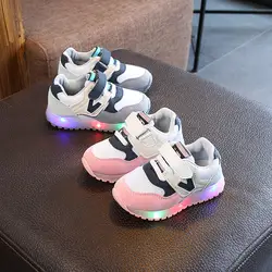 2018 дышащая унисекс Милая спортивная обувь для детей обувь Hook & Loop Светящиеся светодиодный Детские кроссовки Всесезонная обувь для девочек