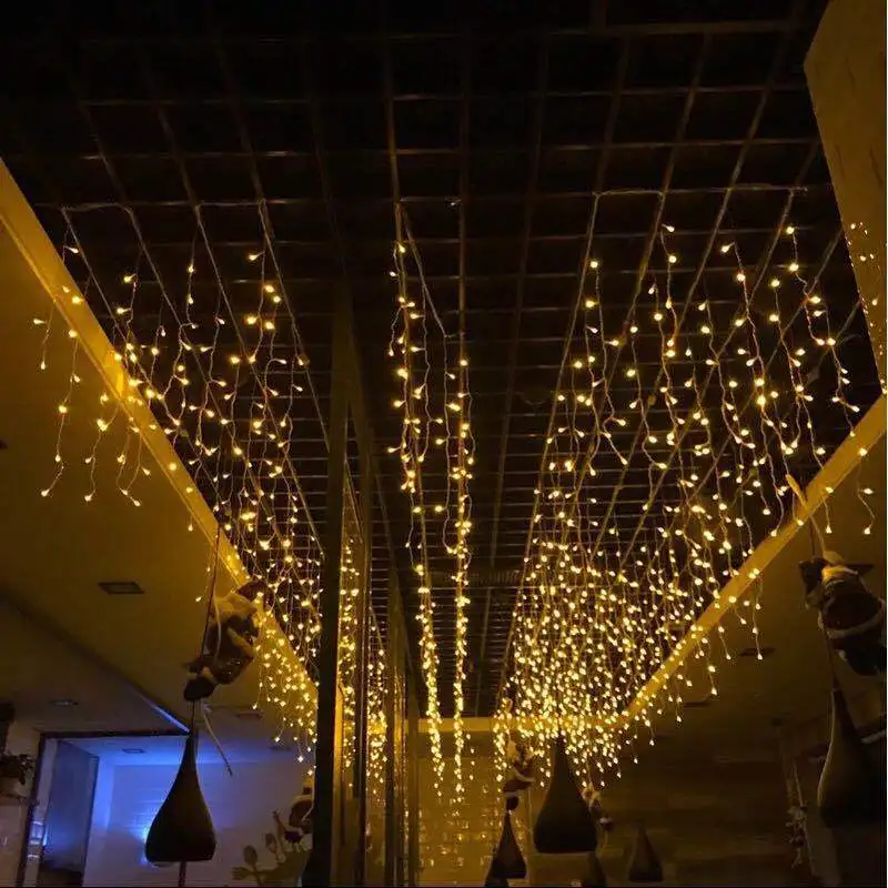 Рождественская светодио дный гирлянда светодиодная занавеска сосулька струнный свет 220 светодио дный В в 4 м 96 LED s закрытый каплсветодио