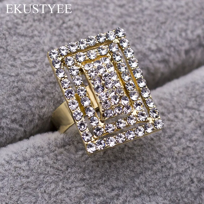

2018 New Arrival Opening Adjustable Rectangle Crystal Ring Gold Color Rings for Women Romantic Wedding Crystal Love Gifts