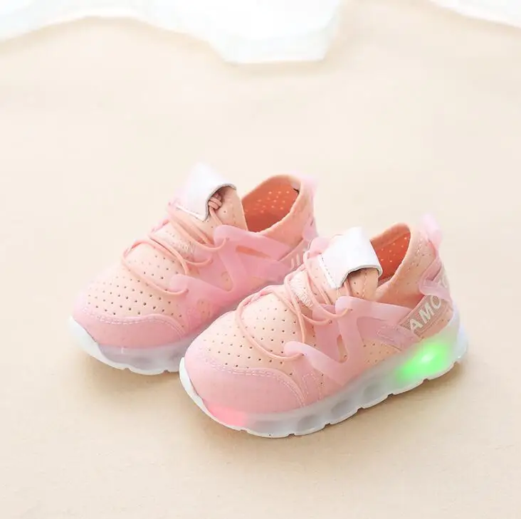 جديد ربيع الخريف الاطفال Led الأحذية الأزياء متوهجة رياضية للفتيات الفتيان شبكة الأطفال أحذية Led مضيئة أحذية رياضية