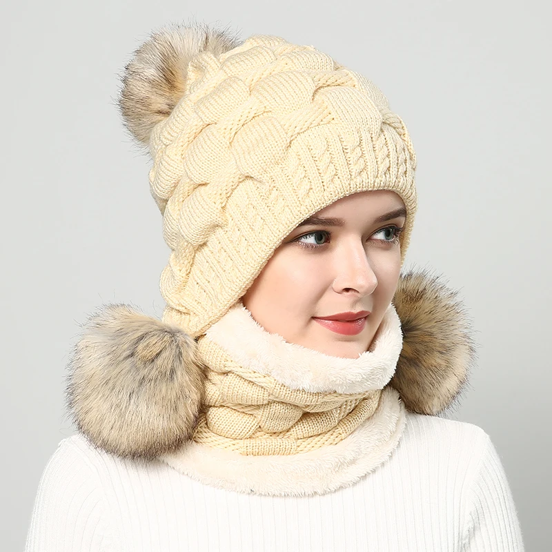 Koop Winter hoeden voor vrouwen hoed pompom mode Baretten vrouwen gorros bont hoeden gebreide mutsen Dikkere hoed met flappen cap sjaal oorklep