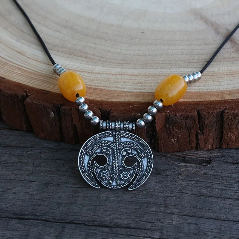 

5pcs Natural Semi-precious Stone With Slavic Lunula Pendant, Slavic Inspired Jewelry, Viking Dress Boob Pendant For Charms Women