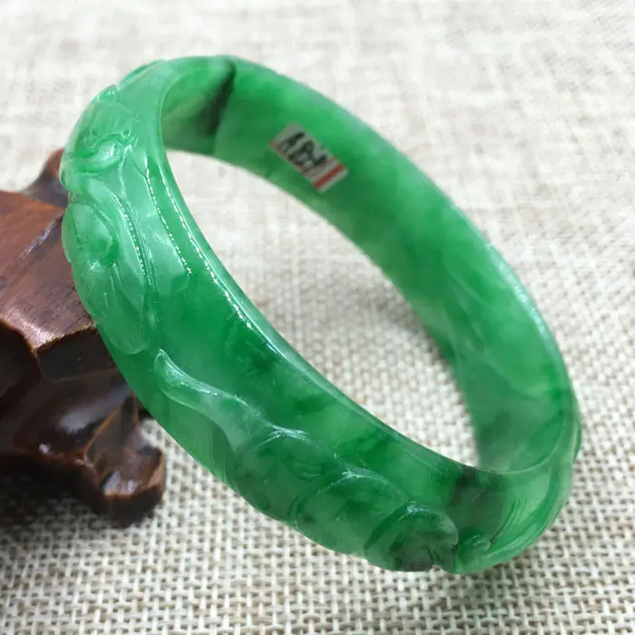 

59mm Vintage Chinese Hand-carved Emerald Green Jadeite Jade Bracelet Bangle 829