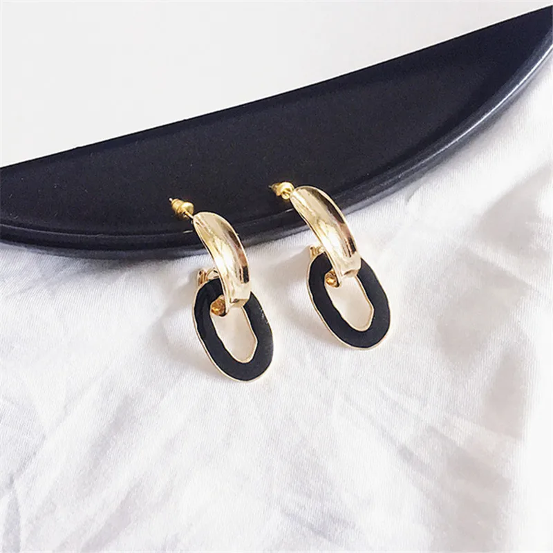 

Fashionable retro geometric metal earrings simple geometric shape of earring Exquisite fashion girl beautiful earrings
