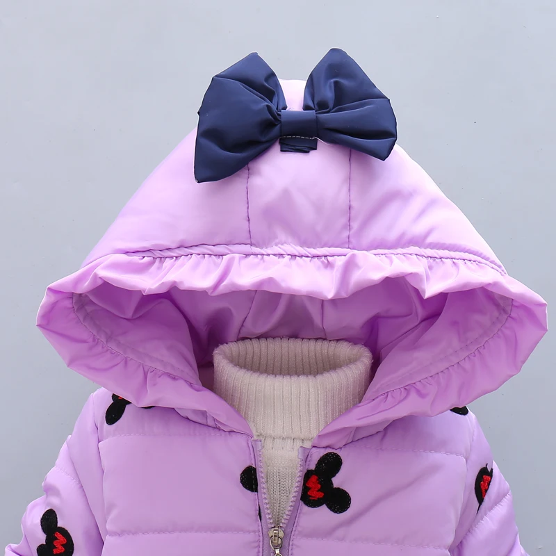 Теплая осенне-зимняя одежда для маленьких девочек; пальто; куртка для девочек; детская одежда; Верхняя одежда с капюшоном; одежда для детей 3 лет