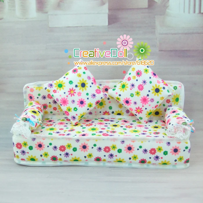 Funny toys for baby girls play house toys Mini Dollhouse Furniture Flower soft sofa with cushions doll house for barbie doll