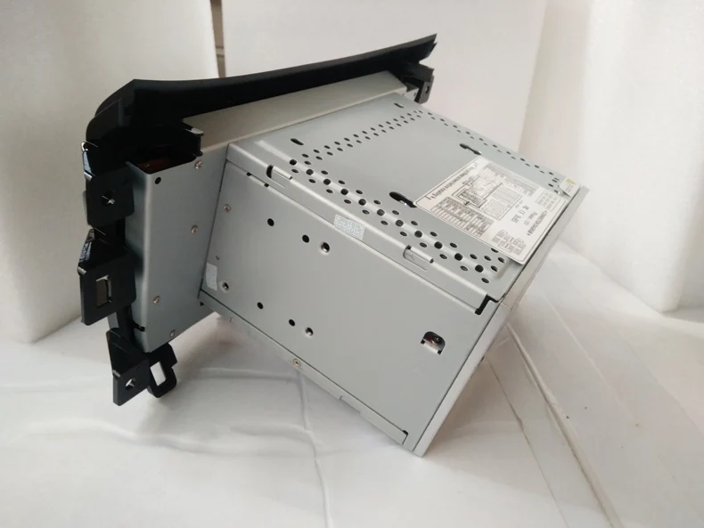 Best Octa Core Android 9.0 Car DVD Multimedia for nissan NAVARA NP1890 2014-2017 car audio player with gps navigation built in wifi 10