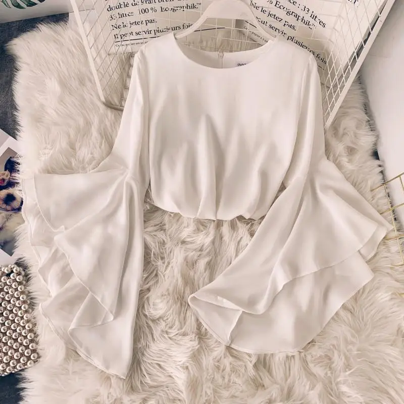 Kopen 2019 Lente Koreaanse Nieuwe Ruffled Trompet Mouwen vrouwen Shirt O hals Effen Kleur Chiffon Vrouwen Blouses Fashion Trend Dames Tops