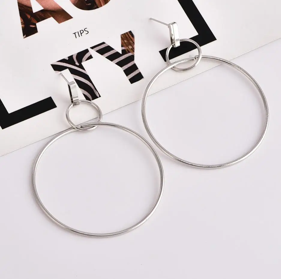 Новинка! Новые оригинальные преувеличенные простые геометрические круглые серьги, креативные длинные серьги для женщин, висячие серьги Orecchini - Окраска металла: Silver