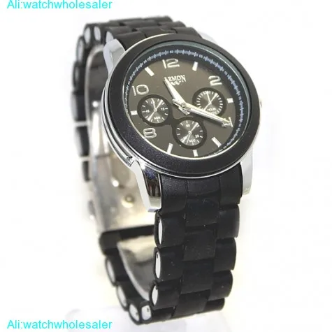 FW801F Round Silicone Black Band Unisex 2035 Japan Quartz Movement Fashion Watch