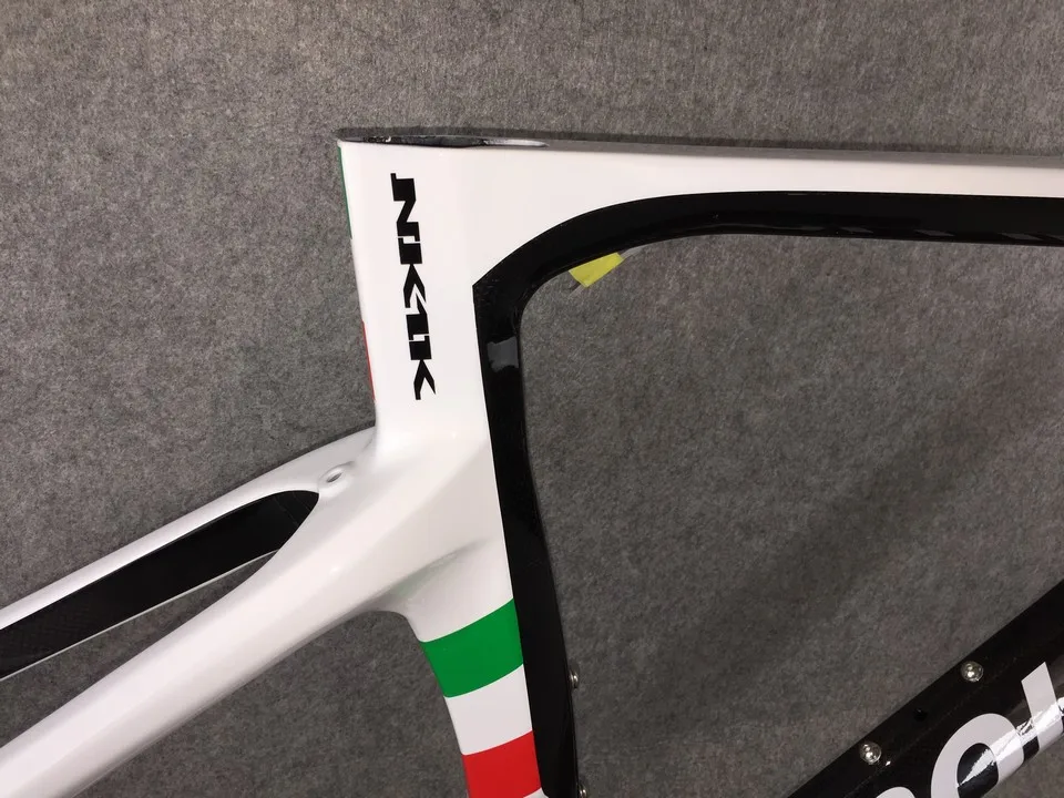 Слово Chamption Cipollini NK1K углеродный шоссейный велосипед с оригинальным R7000 R8000 указано Cipollini руль седло