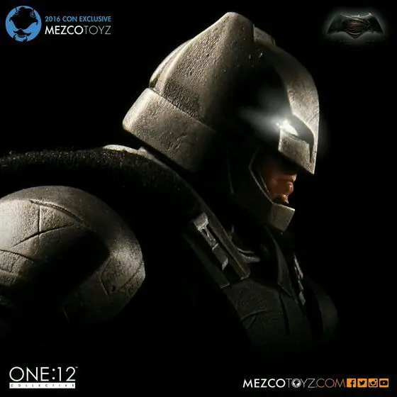 Экшн фигурки для мальчиков MEZCO Armor Batman One: 12 высокое качество 15 см BJD ПВХ|Игровые и