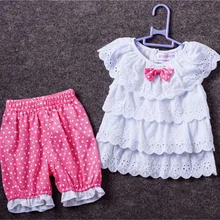 Летняя одежда для маленьких девочек Футболка с бантом+ короткие штаны комплекты из 2 предметов roupa infantil