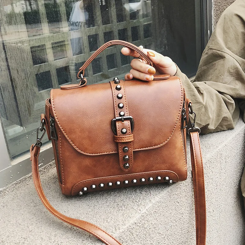 

AOILDLLI Crossbody Bags for Women Messenger Bags 2019 Vintage Leather Bags Handbags Women Famous Brand Rivet Small Shoulder