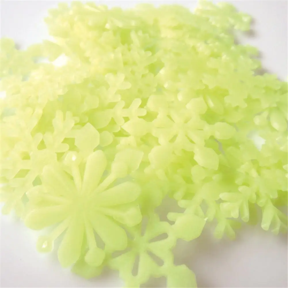 

50PCS/Set 3CM DIY Snowflake Pattern Acrylic Luminous Sticker Wall Sticker For Home Decoration