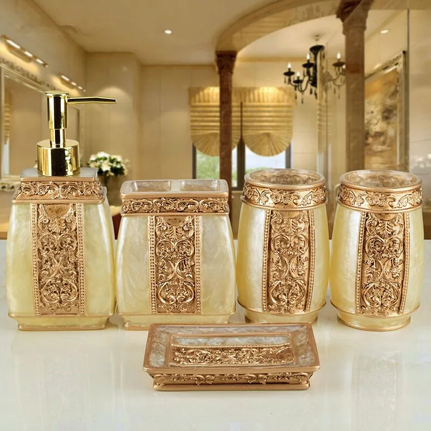 

Vintage Style Luxorious Bathroom Accessories Set 5 pcs Set Resin BathroomSsupplies kits Empaistic Decorated Business Giftbox