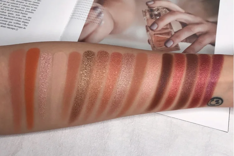 Paleta de Sombra de Olho em pó Encantadora Cores Maquiagem Sombra Palete Shimmer Pigmento Fosco Brilho Nude Smoky Cosméticos 16 14 olho em pó brilho nude smoky cosméticos
