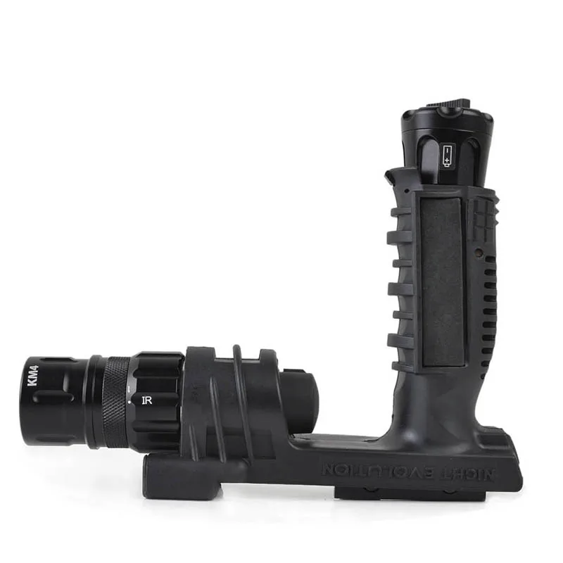 

Tactical Flashlight M910V VERTICAL FOREGRIP WEAPONLIGHT Pressure sensitive momentary activation pads constant-on rotary switch