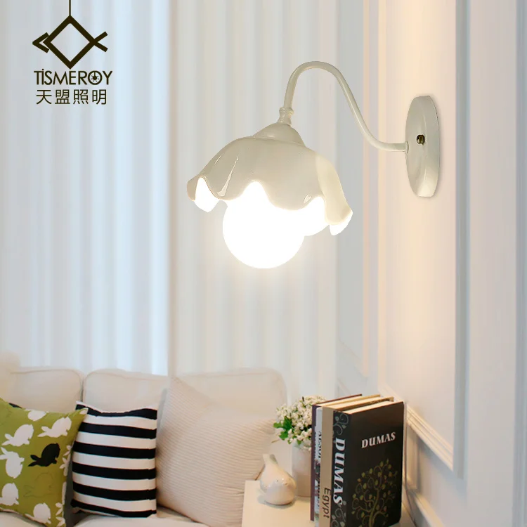 

Mediterranean European style and modern simple bedroom bedside lamp ceramic personalized restaurant lighting lamps