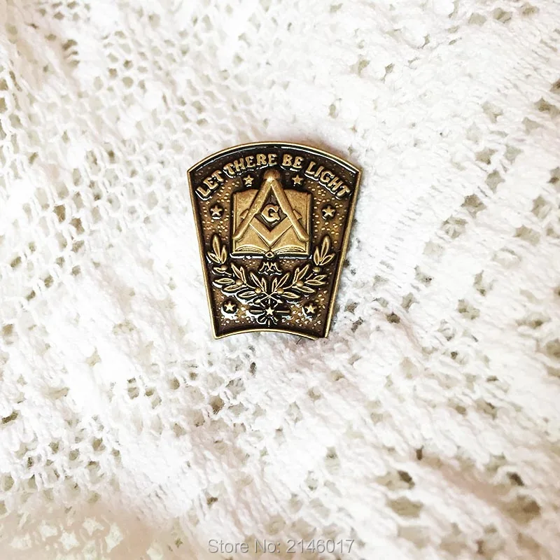 

1'' Masonic LET THERE BE LIGHT Lapel Pin Freemason Wreath Masons Pins Badge Lodge Enamel Square and Compass Brooch G Masonry