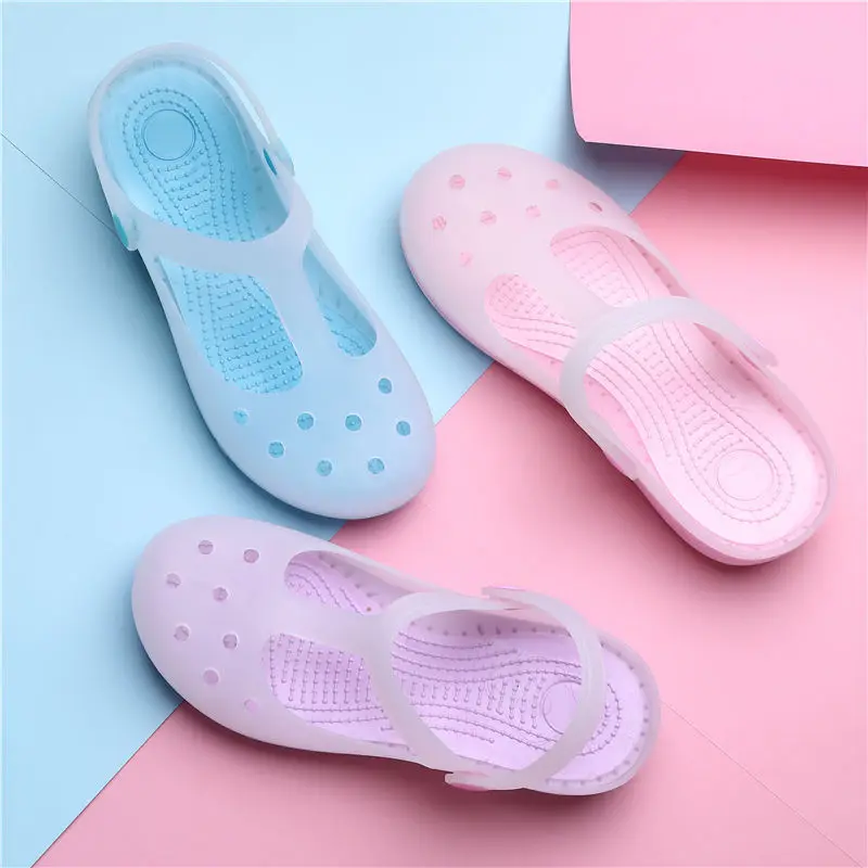 Women Sandals Shoes Rianbow Summer Sandals Female Flat Shoe Casual Ladies Slip On Woman Candy Color Peep Toe Beach Shoes Croc
