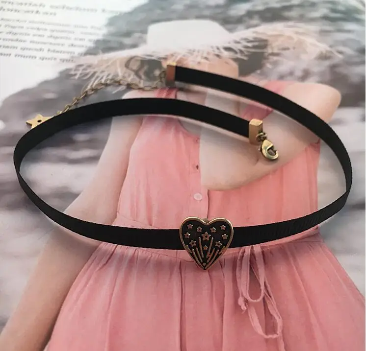 

Pentagram heart thread necklace vintage distressed metal women high fashion jewelry