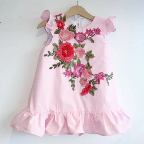 

2018 New Sweet Flowers Pink Dresses Kids Baby Girls Ruffles Floral Dress Children Summer Embroidery Clothes Outfits Fashion Hot