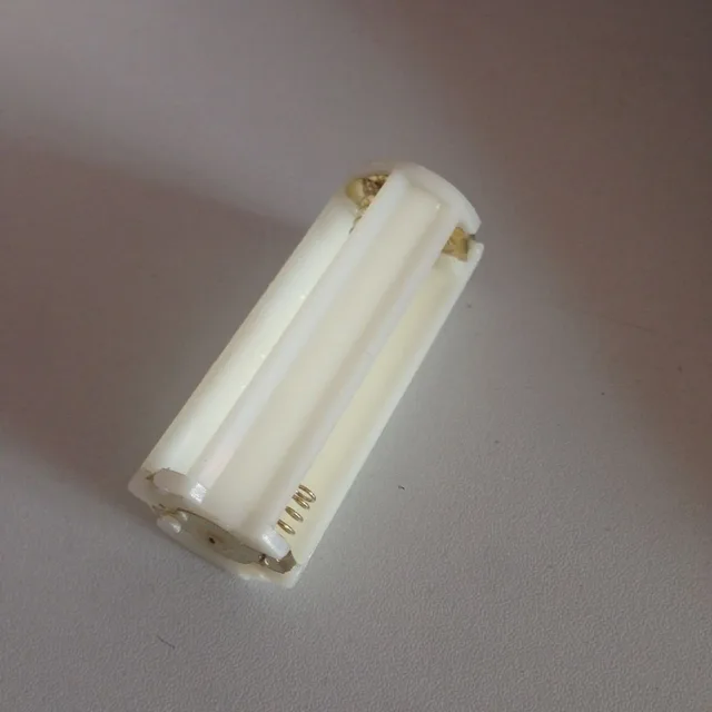 Parallel Connection Battery Holder Box Case Replacement 3 x 1.5 V AAA