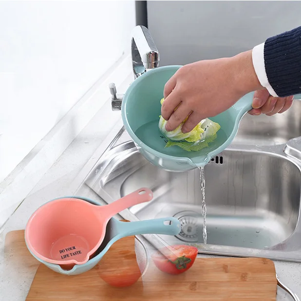 

Long Handle Water Scoop Plastic Cooking Bathing Water Spoon Baby Children Bath Scoop Ladle Washing Hair Water Tool Container