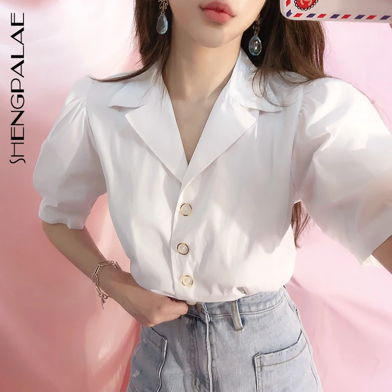 

SHENGPALAE Temperament Personality Turn-down Collar Unique Single Row Puff Short Sleeve Summer Shirt Woman Korean Blouse FN911