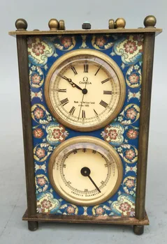 

European retro living room, clock clockornaments, ornamentsAmerican style personality and creativity.