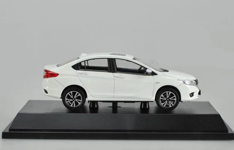 Оригинальная Высококачественная модель автомобиля HONDA GREIZ из сплава масштаб 1: 43