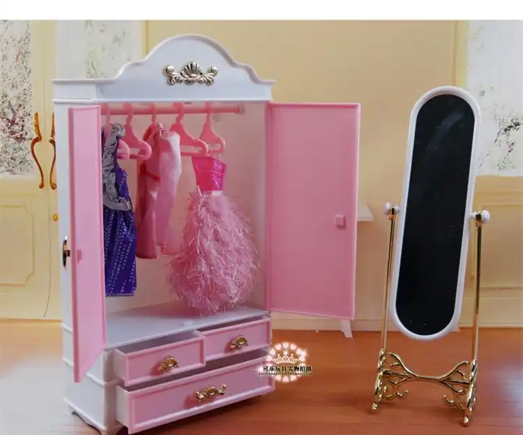 barbie wardrobe