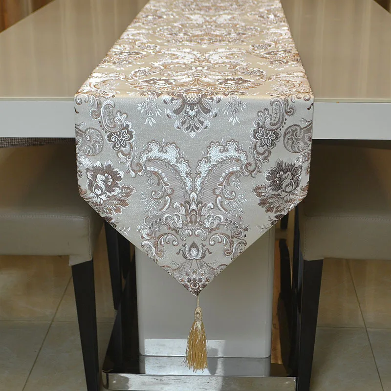 

Luxury European Jacquard Table Flag Dining Table Home Premium Hotel Soft Embroidery