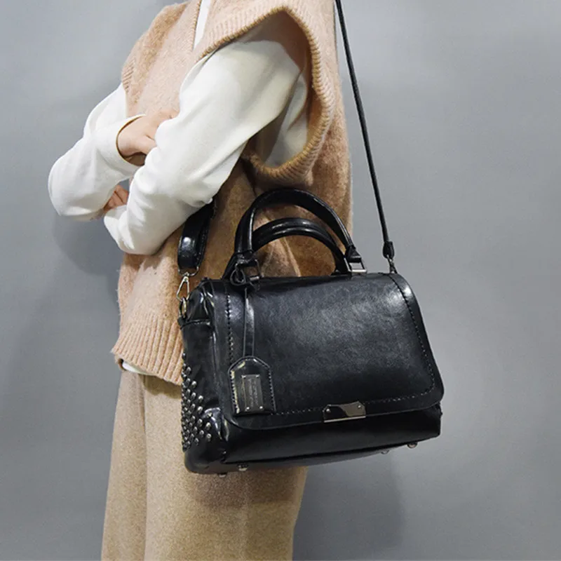 

Vintage Women Top-handle Bag Oil Wax Leather Rivet Tote Hand Bag For Ladies Handbag Luxury Female Shoulder Crossbody Boston Bags