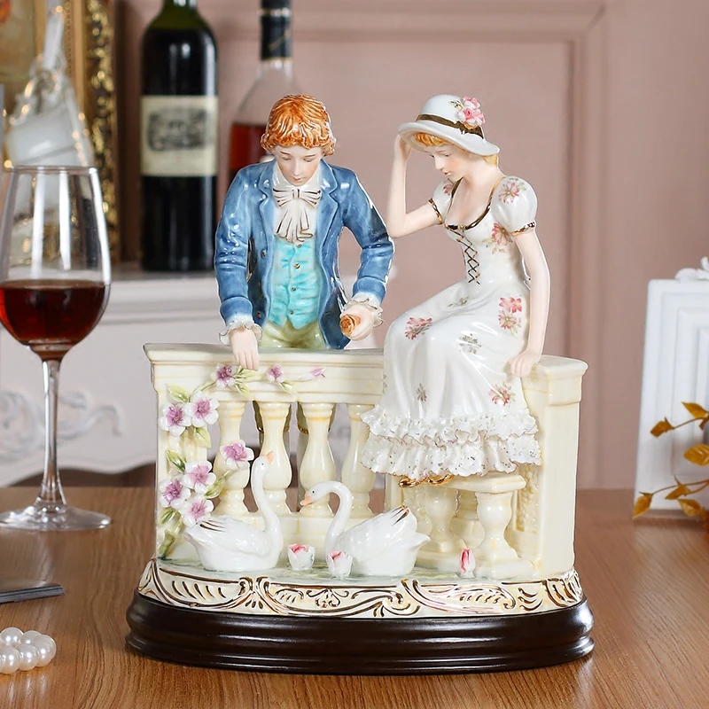 

Europe creative ceramic girls lovers statue home decor crafts room decoration objects porcelain figurine wedding decoration gift